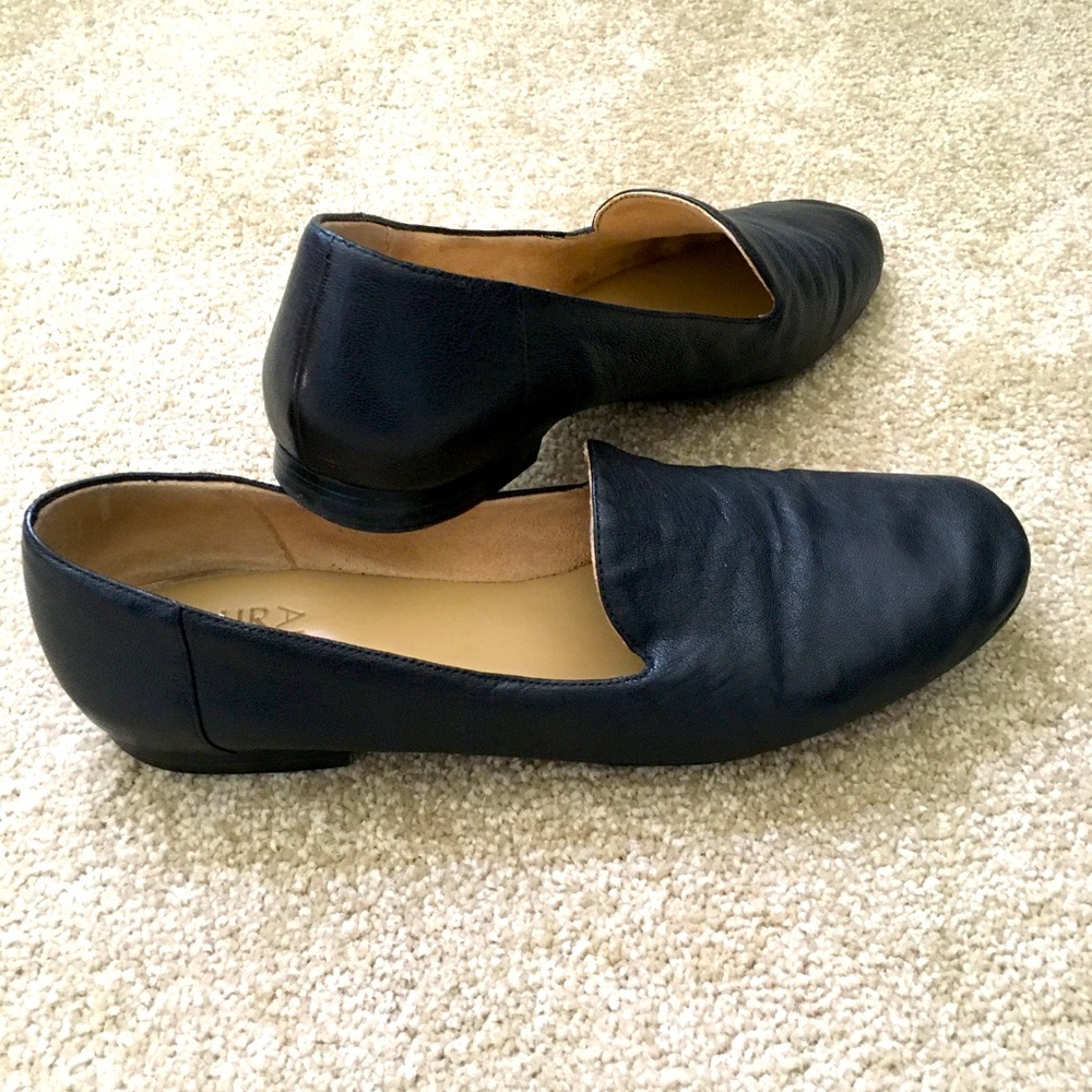 Naturalizer Black Loafers